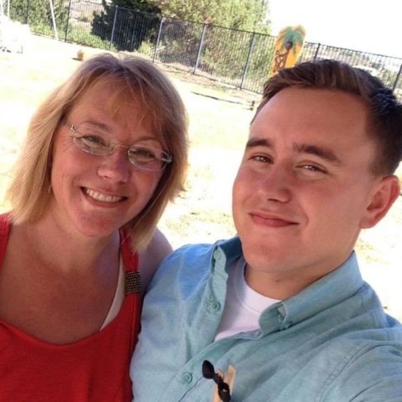 Meet your Posher, Robin - Picture 1 of 1